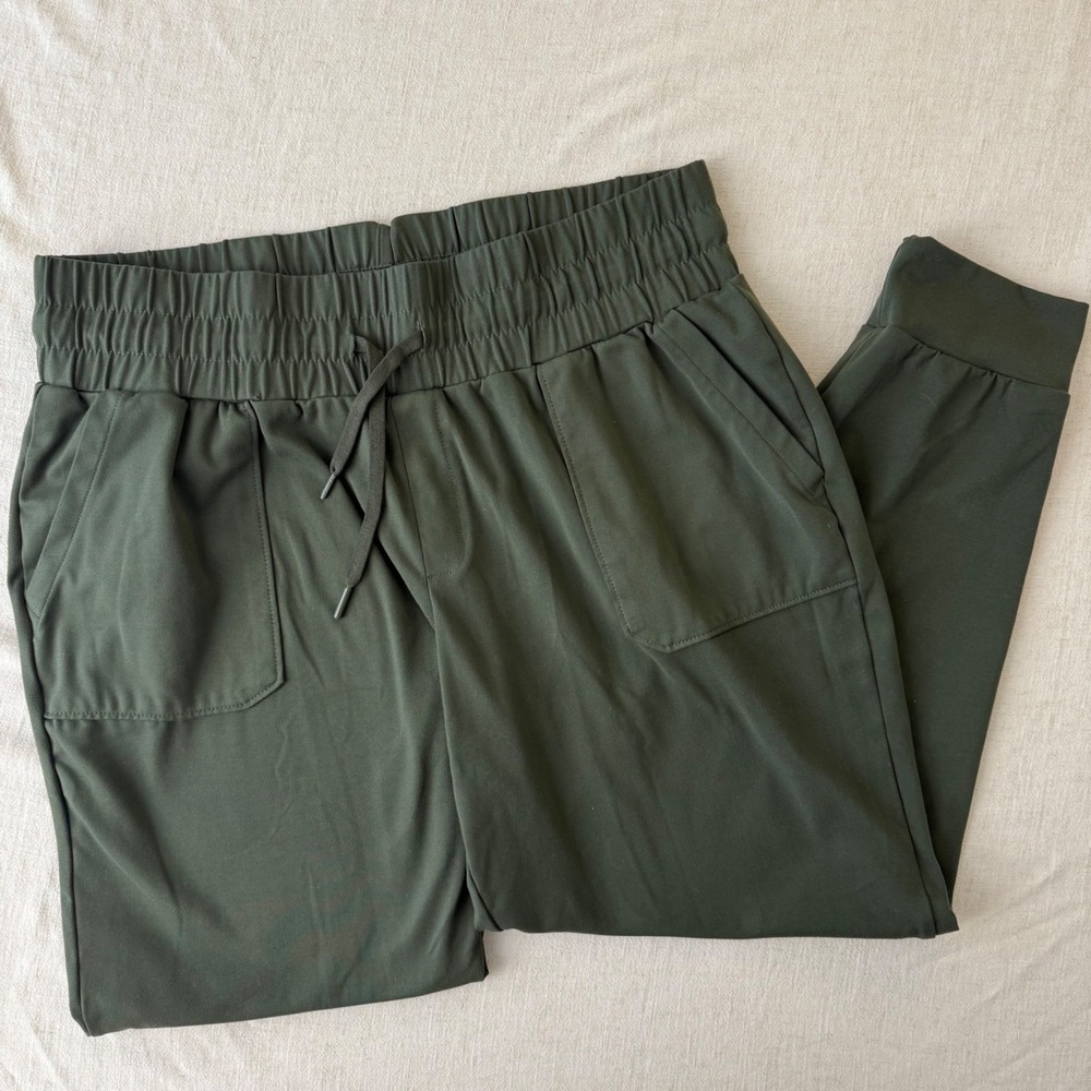 Mondetta Performance Luxury Joggers Womens Large Olive Green Athletic Pants L/G